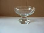 2 glazen schalen op voet, Schaal, Rond, Ophalen of Verzenden, Glas