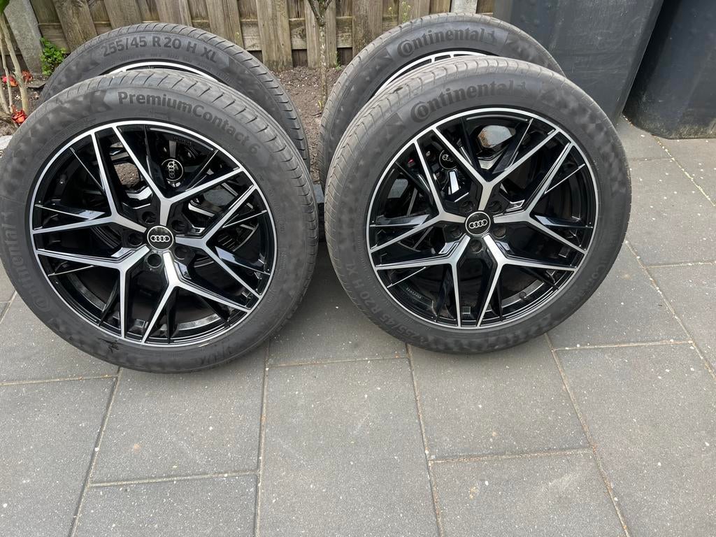 Tekoop Z G A N  20inch Audi Q5 GMP velgen met zomerbanden, Auto-onderdelen, Banden en Velgen, Ophalen of Verzenden, 235 mm, Zomerbanden