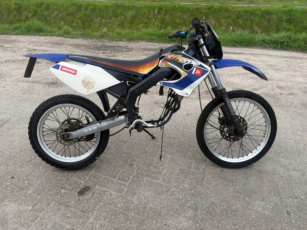 Derbi Senda Xtreme Cross project onderdelen, 6 versnellingen, Gebruikt, Derbi, Maximaal 45 km/u