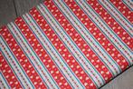 Rol vintage 100% katoen stof - rood wit blauw hartjes #4571, Hobby en Vrije tijd, Stoffen en Lappen, Ophalen of Verzenden, 30 tot 120 cm