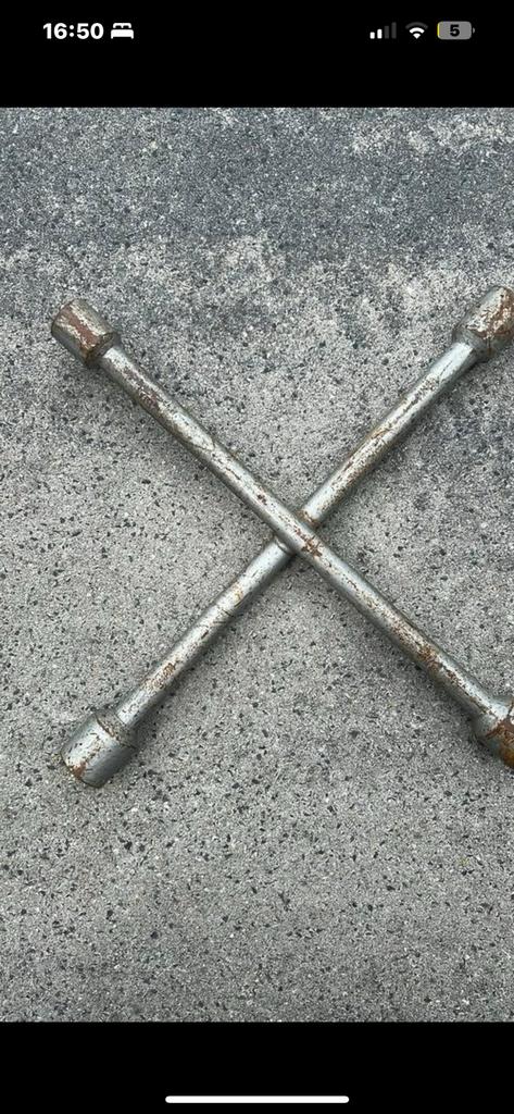 Kruissleutel, Auto diversen, Ophalen of Verzenden, Zo goed als nieuw