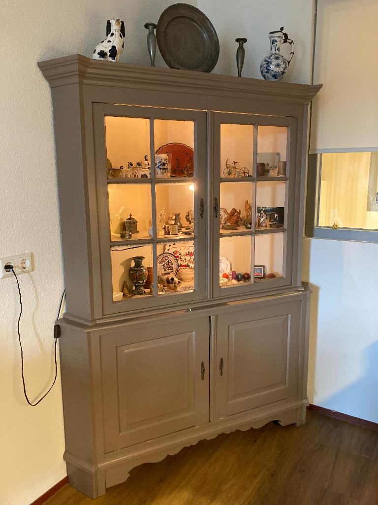 Hoekkast of pronkkast, Antiek en Kunst, Ophalen