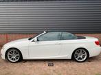 BMW 3-Serie 2.0 I 318 105KW Cabrio 2012 Wit, Euro 5, Zwart, Cabriolet, Alcantara