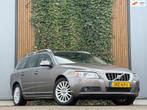 Volvo V70 3.0 T6 AWD Momentum|LEDER|TREKHAAK, Auto's, Automaat, Gebruikt, 2953 cc, 2000 kg