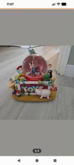 Disney snowglobe te koop. Zie foto en beschrijving!!!, Ophalen, Beeldje of Figuurtje