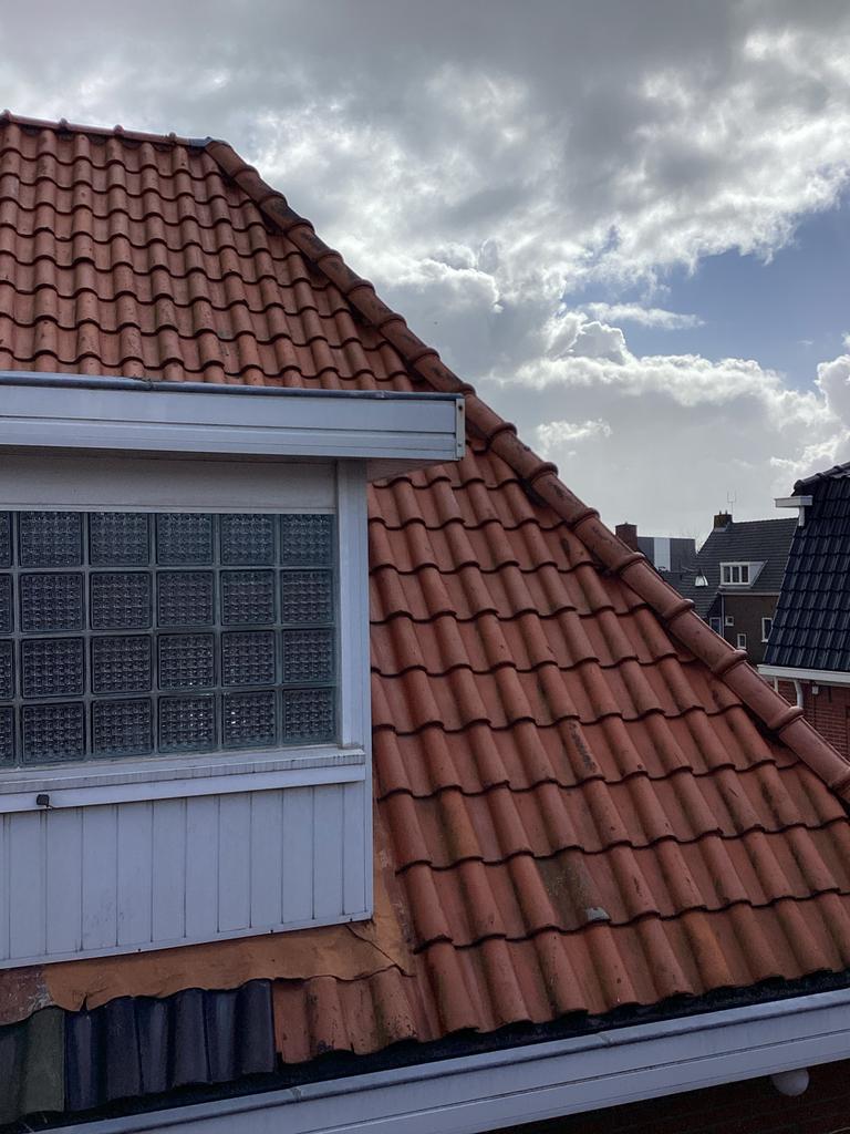 Rode dakpannen gebruikt van dakpannen fabriek de Valk Echt, Ophalen, Gebruikt, Steen of Klei, 15 m² of meer