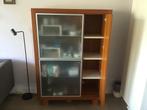 Kersenhouten woonkamer kast, Ophalen, Glas, 100 tot 150 cm, Zo goed als nieuw
