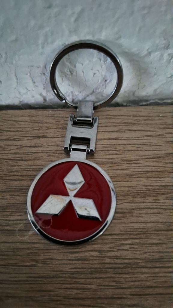 Mischubitchi Sleutelhanger, Ophalen of Verzenden, Nieuw, Merk