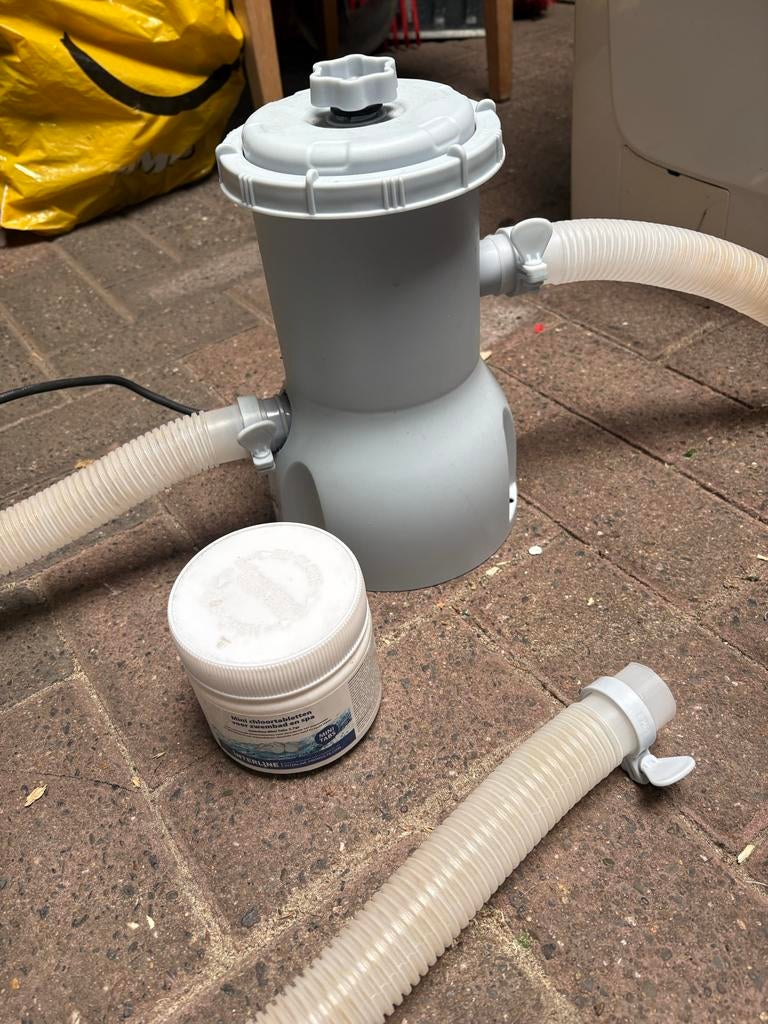 Zwembad filter met chloor tabletten, Tuin en Terras, Ophalen, Gebruikt
