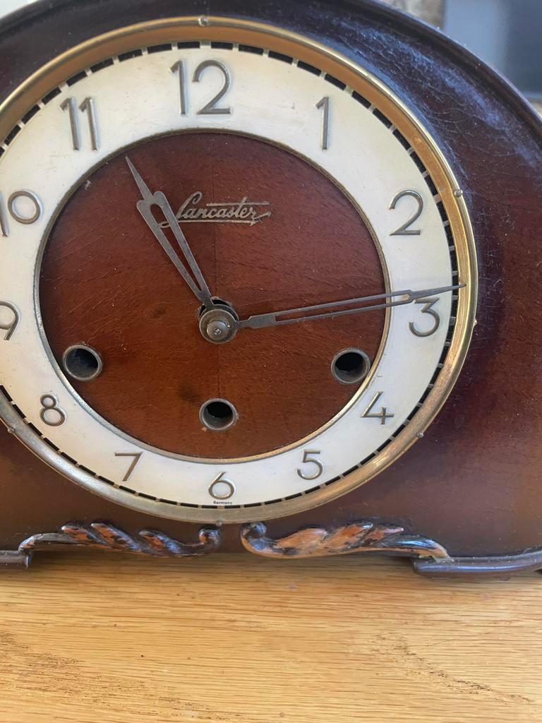 Lancaster klok, Ophalen