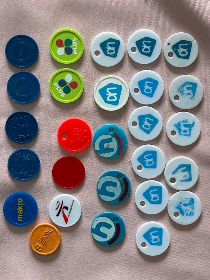 Winkelwagenmuntjes van diverse winkels, Verzamelen, Overige Verzamelen, Zo goed als nieuw, Ophalen