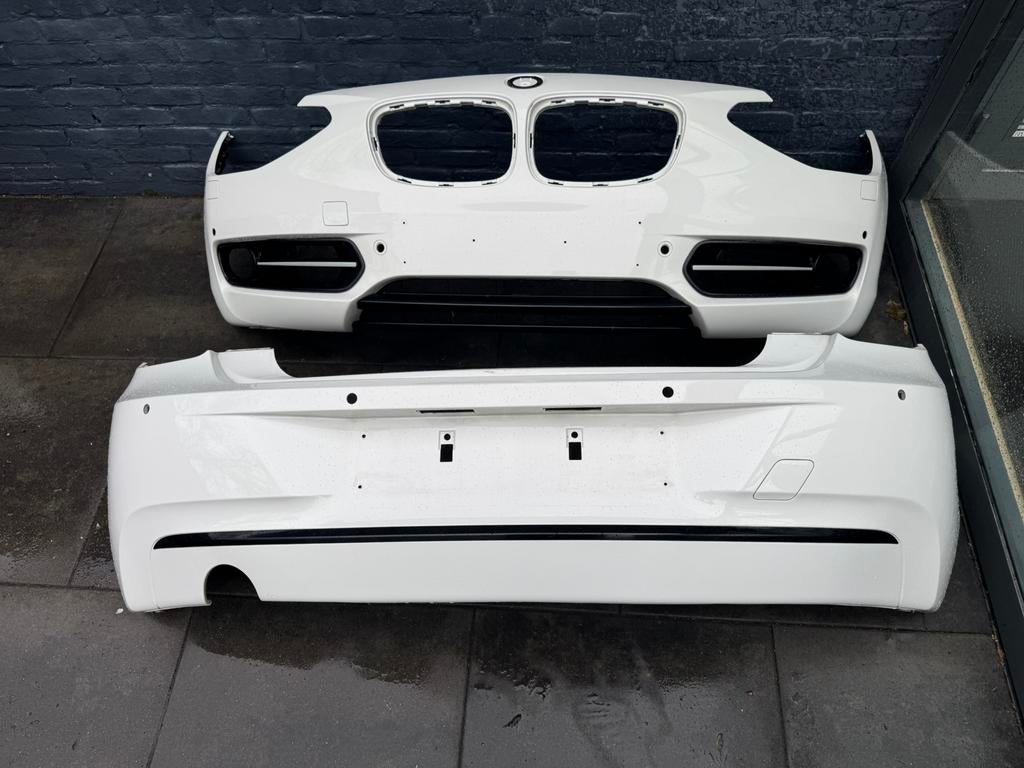 Bmw 1 serie F20 Voor en Achterbumper 300 alpinweiss, Auto-onderdelen, Ophalen of Verzenden, Achter, BMW, Bumper