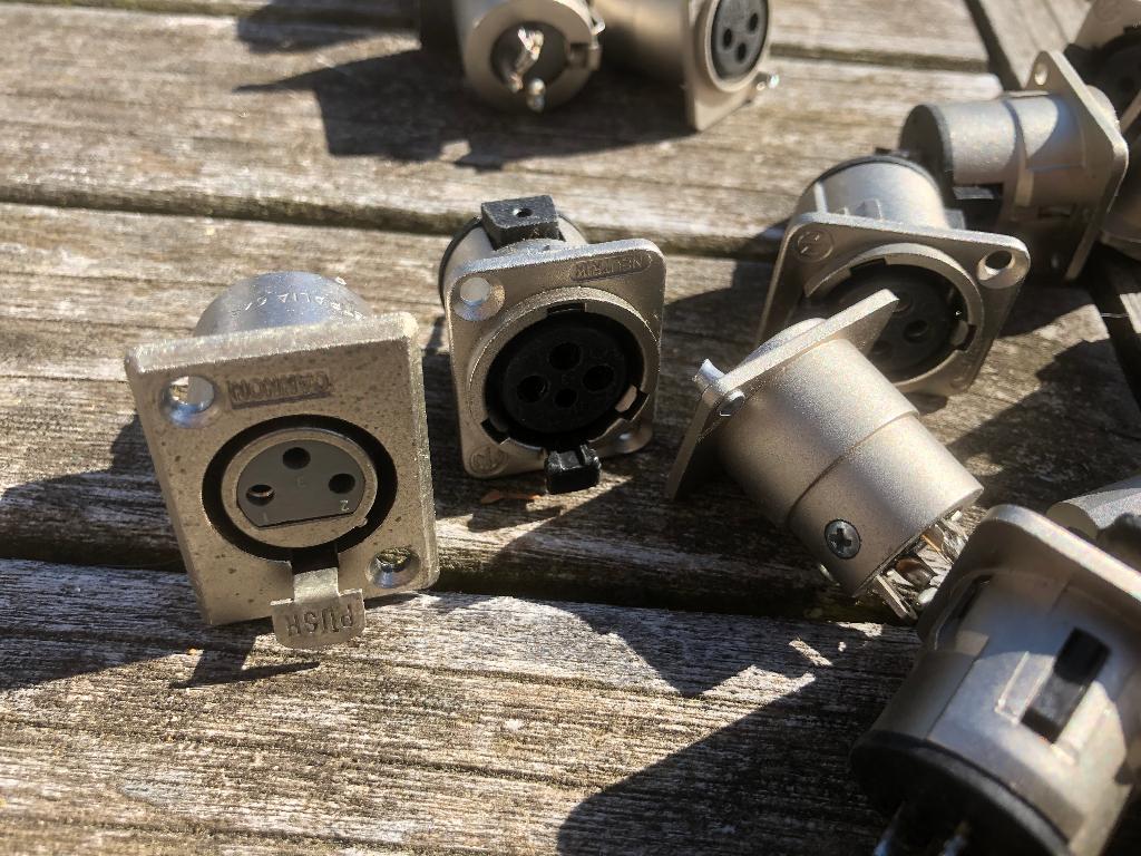 Te Koop: Zak vol XLR pluggen/onderdelen., Ophalen, Gebruikt, Apparatuur