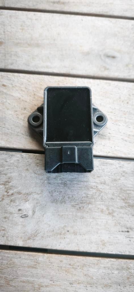 Spanningsregelaar Honda ST1100 Pan European, Motoren, Onderdelen | Honda, Ophalen of Verzenden