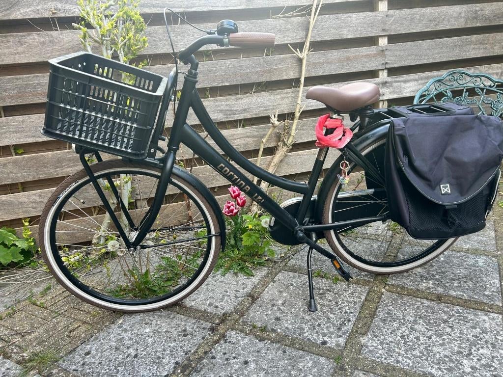 Cortina 14 Meijsesfiest 26 inch, Fietsen en Brommers, Fietsen | Meisjes, Terugtraprem, Gebruikt, Cortina transport fiets, Versnellingen
