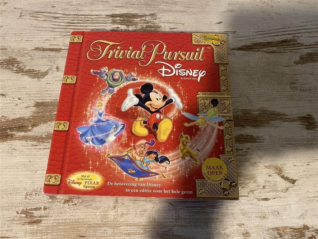 Trivial pursuit disney editie [s694], Hobby en Vrije tijd, Gezelschapsspellen | Bordspellen, Verzenden, Zo goed als nieuw