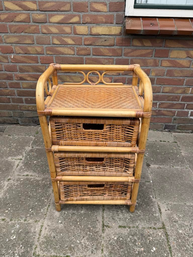 Rieten kastje met 3 lades, Huis en Inrichting, Kasten | Ladekasten, Ophalen, Overige materialen, Minder dan 50 cm, Gebruikt