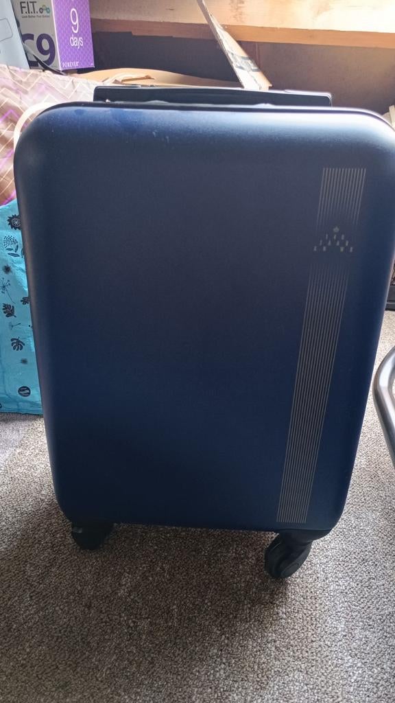 Blauwe koffer met wieltjes en uitschuifbare handgreep, Ophalen, Wieltjes, Gebruikt, 50 tot 60 cm