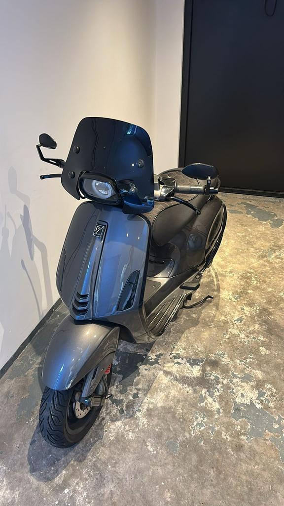 Vespa sprint 50cc i-get e4 top staat, Fietsen en Brommers, Scooters | Vespa, Maximaal 45 km/u, Nieuw, Vespa S, Ophalen of Verzenden