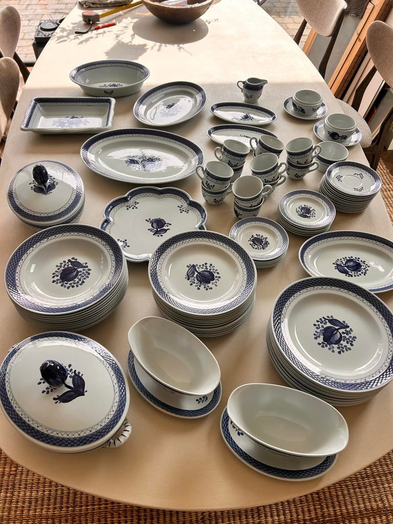 Ook per stuk Royal Copenhagen Aluminia Faience servies, Huis en Inrichting, Keuken | Servies, Gebruikt, Ophalen of Verzenden, Overige stijlen