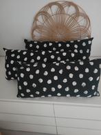 3x IKEA Rechthoekige Kussens Zwart met Witte Stippen, Huis en Inrichting, Woonaccessoires | Kussens, Ophalen of Verzenden, Gebruikt