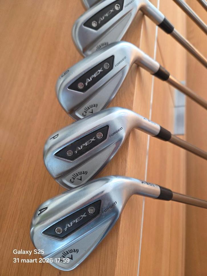 Callaway Apex AI 300 5 tm AW (7 irons) - 2025 met aankoopbon, Sport en Fitness, Golf, Gebruikt, Set, Callaway, Ophalen of Verzenden