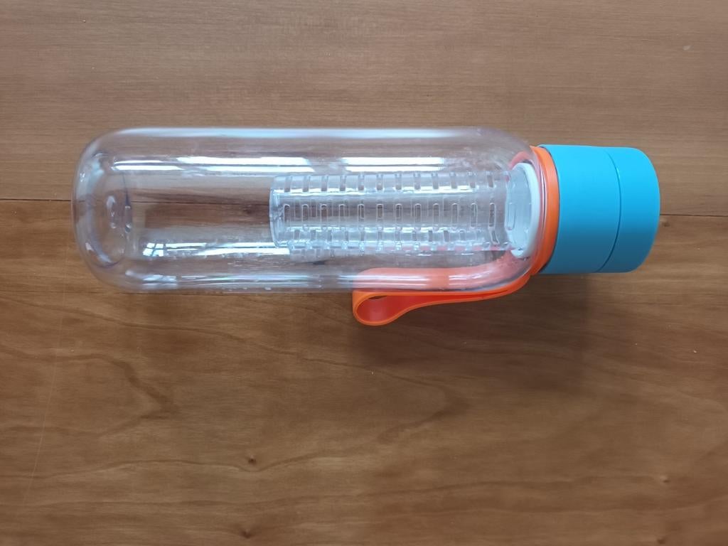 Royal VKB waterfles met fruit infuser, Ophalen, Zo goed als nieuw