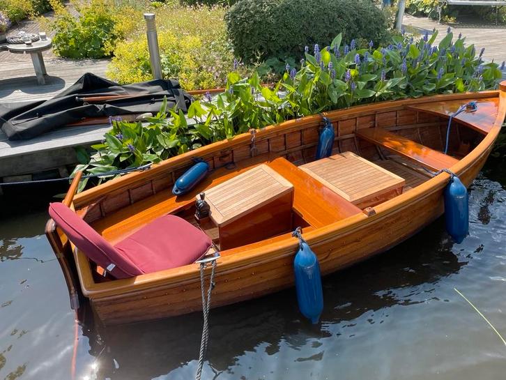 Electrische houten sloep, Watersport en Boten, Sloepen, Gebruikt, Tot 10 pk, 3 tot 6 meter, Binnenboordmotor, Elektrisch, Hout