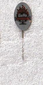 blikken speld GEHO glasdecoratie Horst Limburg, Ophalen of Verzenden, Gebruikt, Overige onderwerpen, Speldje of Pin