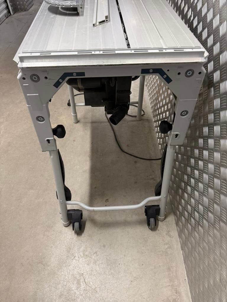 Festool CS 70 Precisio Zaagtafel, Ophalen