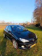 Peugeot 206 1.6 16V Griffe 5D AUT 2006 Zwart, Auto's, Peugeot, 40 €/maand, Zwart, 4 cilinders, Zwart