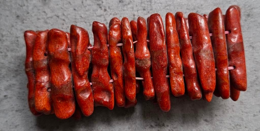 Vintage red coral armband., Sieraden, Tassen en Uiterlijk, Bedels, Ophalen of Verzenden, Nieuw, Edelsteen, Trollbeads