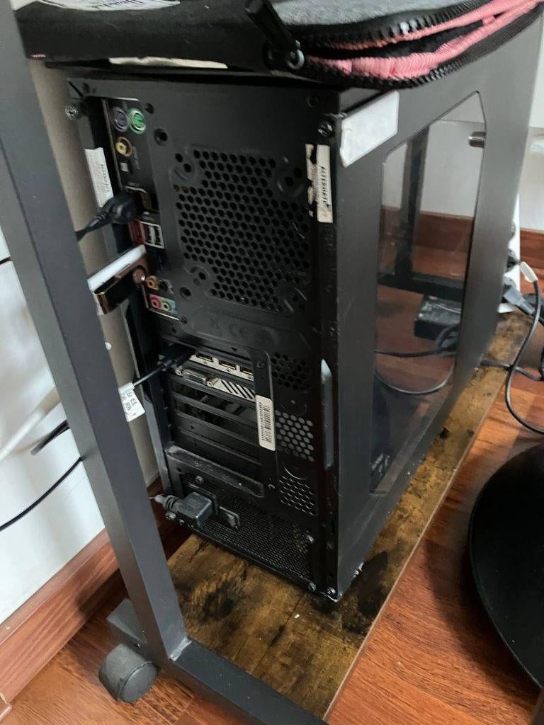 Gaming PC met NVIDIA GTX 1080 - Perfect voor Onderdelen, Computers en Software, Desktop Pc's, Ophalen, Gebruikt, Zelf gebouwde pc