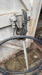 Vloeistof pomp  voor verf. Olie benzine, Ophalen of Verzenden, Algemeen, Stuur