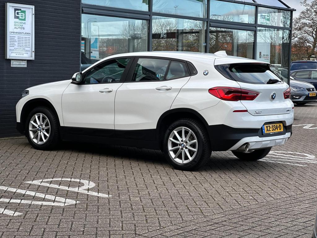BMW X2 SDrive18i High Executive/XENON/NAVI/AUTOMAAT/NETTE ST, Auto's, Gebruikt, Euro 6, Wit, 3 cilinders
