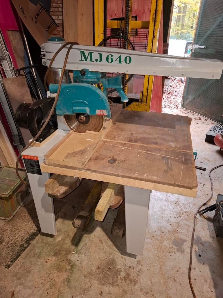 Robuuste afkortzaagmachine MJ640 - Ideaal voor houtbewerking, Gebruikt, 70 mm of meer, Ophalen of Verzenden, MJ640