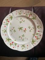 Royal Canterbury gebakschaal - Fine Bone China, Huis en Inrichting, Keuken | Servies, Gebruikt, Ophalen of Verzenden, Schaal of Schalen