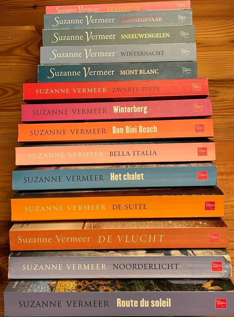 14 literaire thrillers van Suzanne Vermeer deel 1 van 2, Boeken, Ophalen of Verzenden, Zo goed als nieuw, Nederland