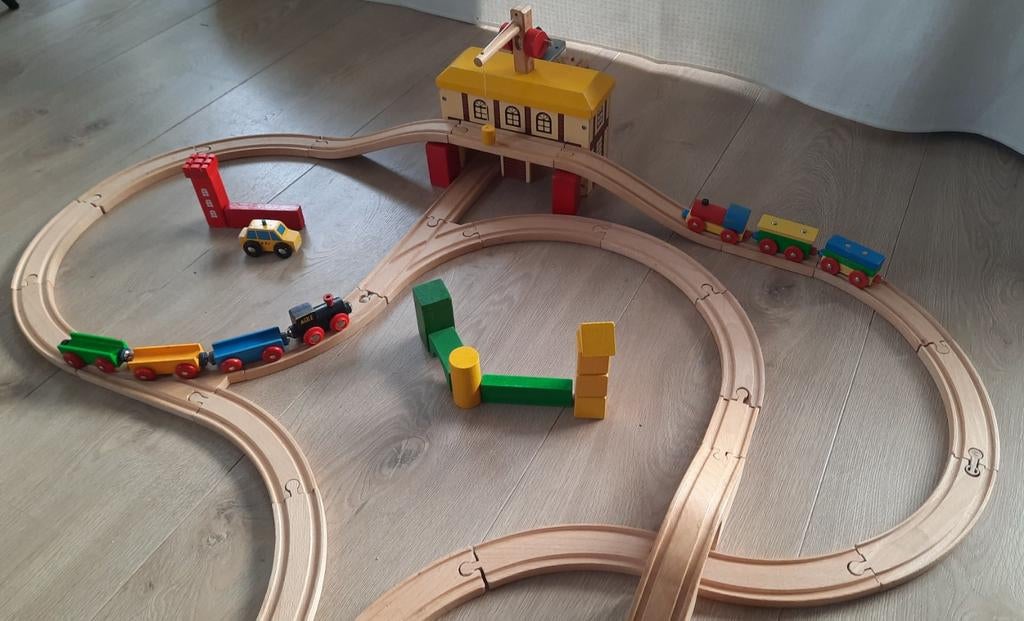 Leuke, veelzijdige, houten treinbaan, Ophalen, Jongen of Meisje