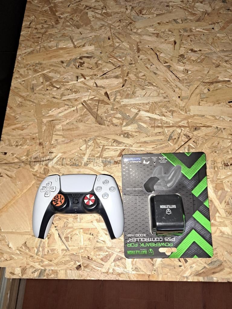 PS5 controller met powerbank, Spelcomputers en Games, Spelcomputers | Sony PlayStation Consoles | Accessoires, Ophalen of Verzenden