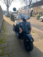 Kymco Like geel kenteken met hoog windscherm, Fietsen en Brommers, Scooters | Kymco, Ophalen, Gebruikt, Maximaal 45 km/u, 49 cc