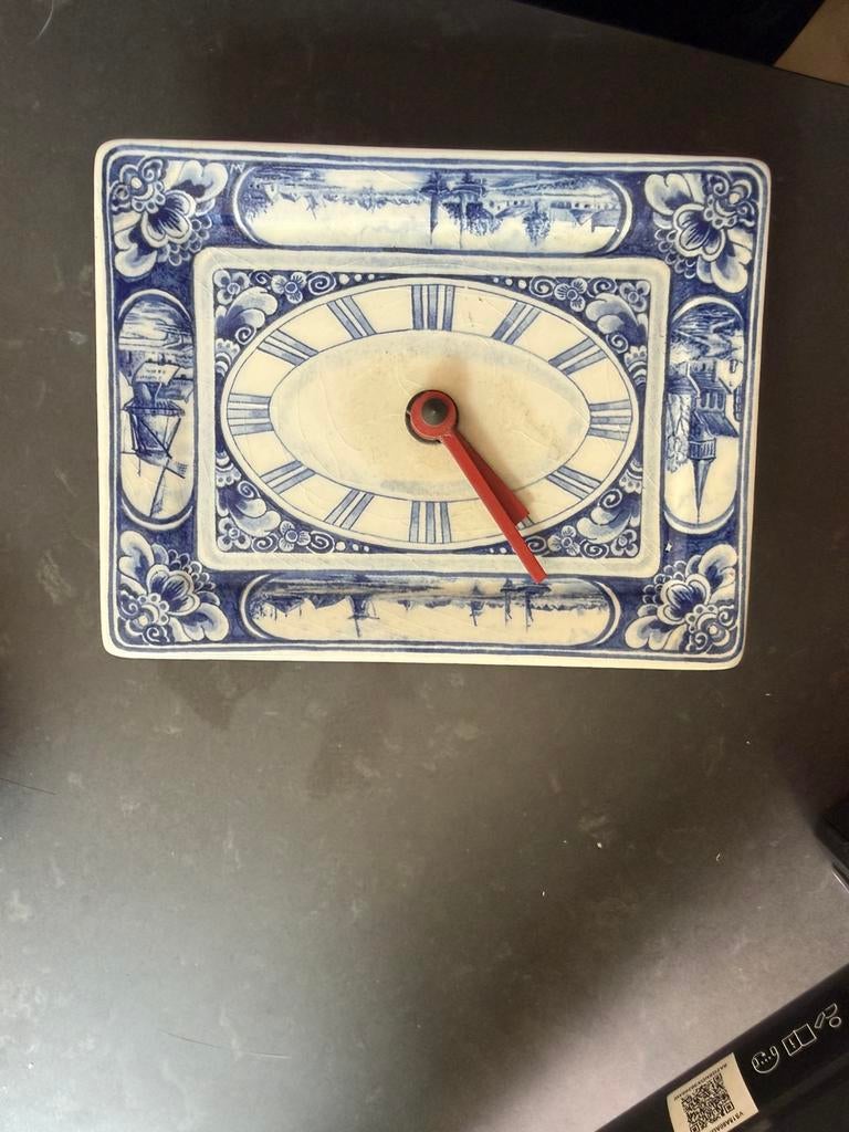 Delftsblauw tegelklokje, Ophalen of Verzenden, Gebruikt, Analoog, Staande klok