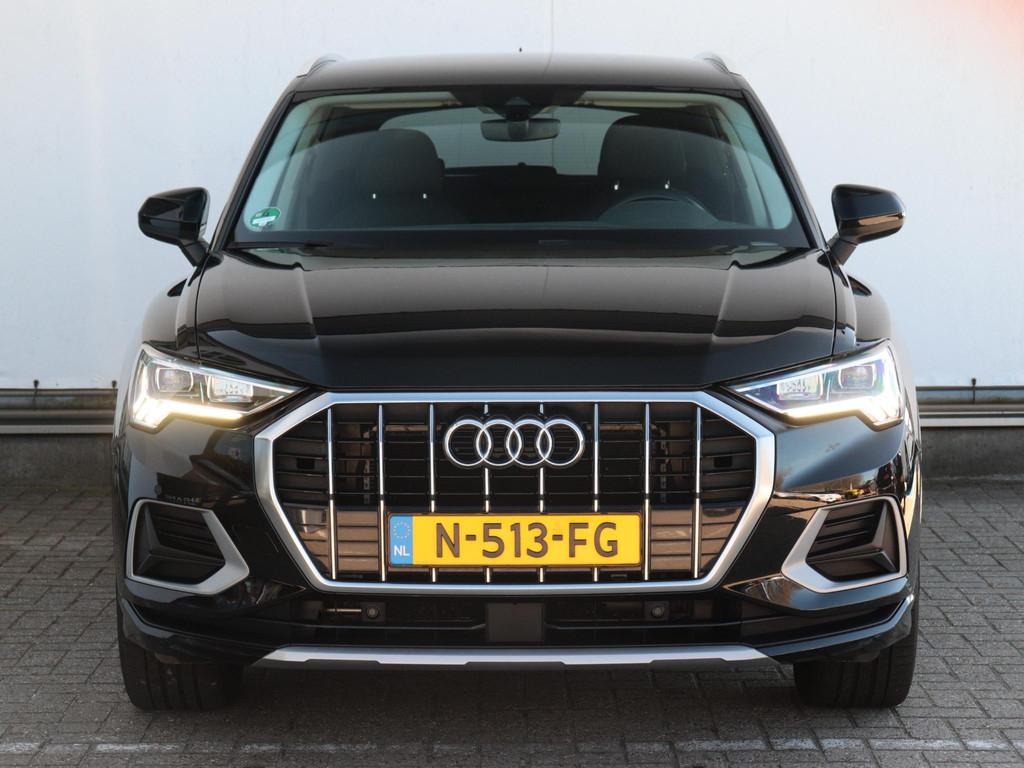 Audi Q3 35 TFSI S edition | Trekhaak wegklapbaar | Leer | Ca, 4 cilinders, 150 pk, 1505 kg, Zwart