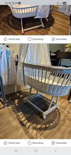 Rieten baby wieg op wielen., Ophalen, Wieg