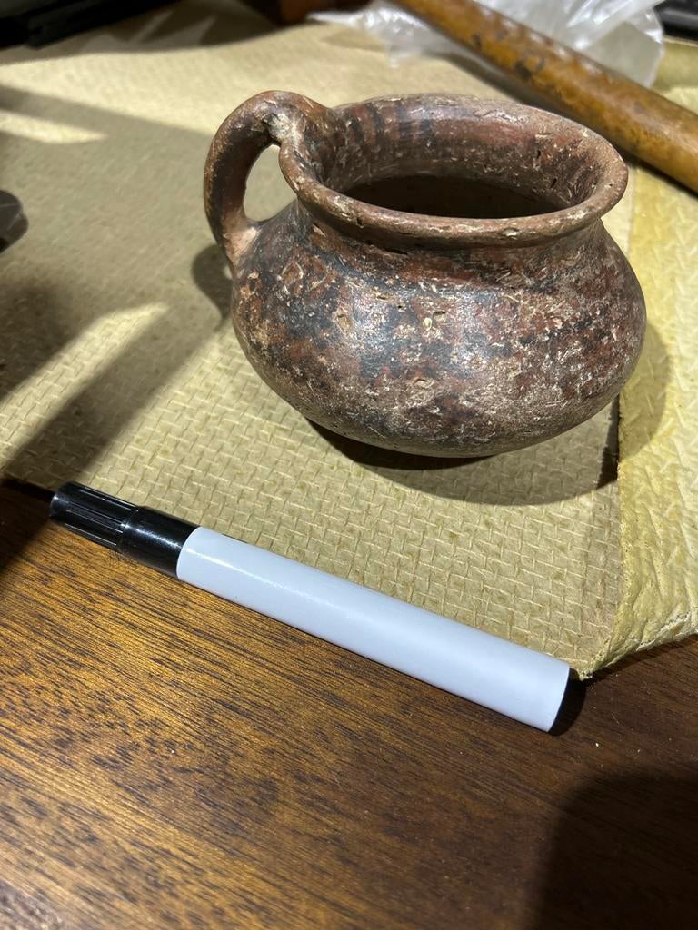 Grape aardewerken pot met oor - nochris 2.0 st anna, Antiek en Kunst, Antiek | Keramiek en Aardewerk, Ophalen of Verzenden