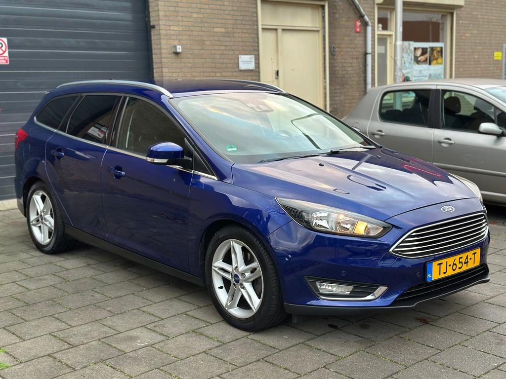 Ford Focus Wagon 1.5 Titanium Edition Clima ECC Cruise contr, Stof, 4 cilinders, 150 pk, Blauw