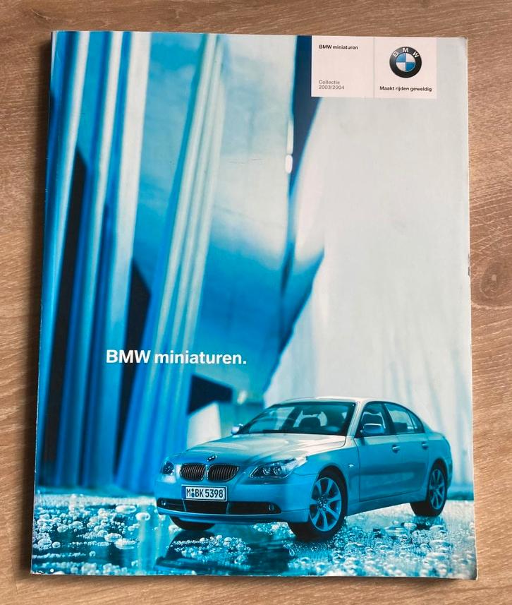 Catalogus en prijslijst BMW Miniaturen collectie 2003 /2004, Boeken, Auto's | Boeken, Zo goed als nieuw, BMW, Verzenden