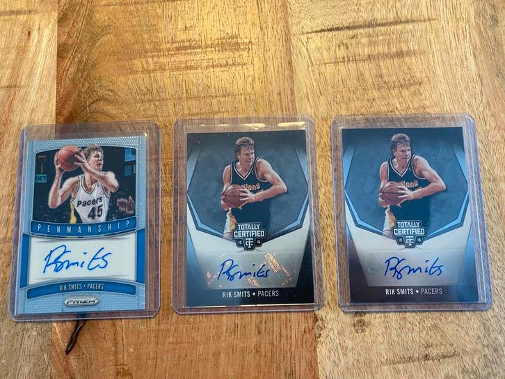 Rik Smits gesigneerde NBA basketbal kaarten (3 stuks), Verzamelen, Sportartikelen en Voetbal, Zo goed als nieuw, Spelerskaart