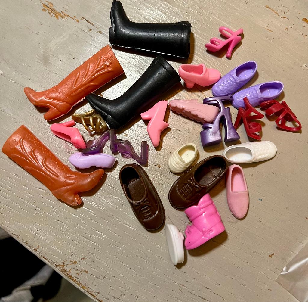 Vintage retro lot Barbie Sindy Fleur schoenen laarzen pumps, Ophalen of Verzenden, Zo goed als nieuw, Accessoires