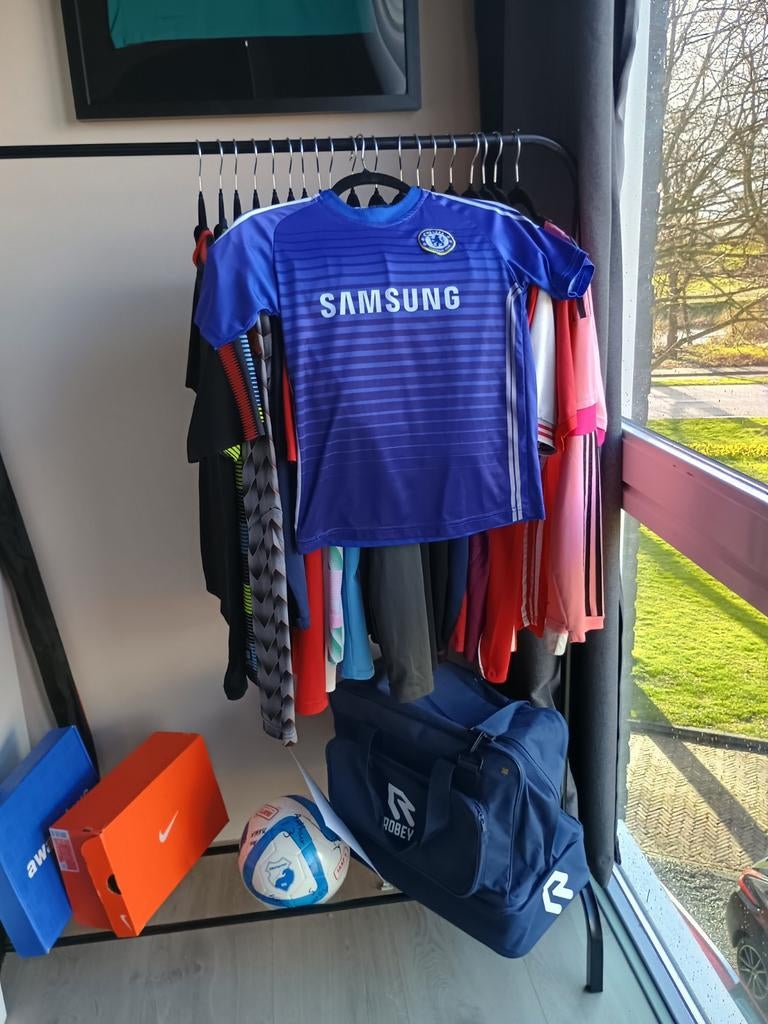 Fc chealsea thuis shirt met hazard op de achterkant maat 146, Ophalen of Verzenden, Zo goed als nieuw, Kleding of Schoenen